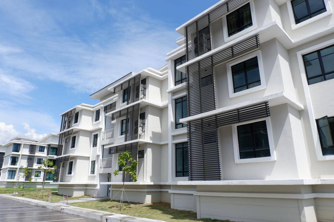 The Meadow Park Apartment Kampar Exterior foto